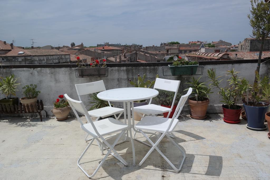 Penthouse Apartment Overlooking Place Carnot Carcassonne Eksteriør bilde